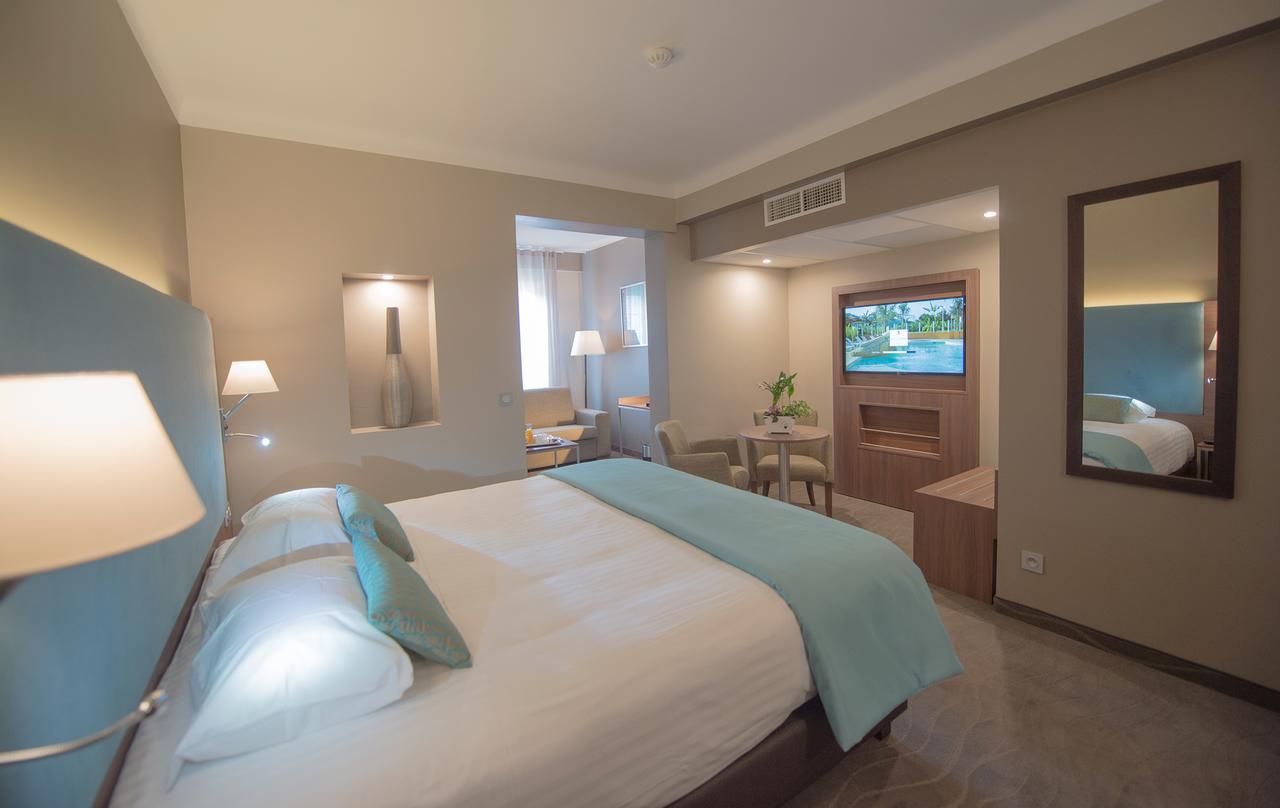 Hotel Lou Castelet 카로스 외부 사진